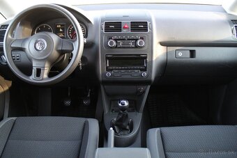 Volkswagen Touran 2.0 TDI Comfortline 7-miestne - 9