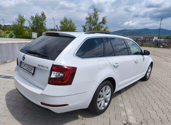 Škoda Octavia Combi 1.6 TDi Style - 9