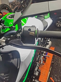 Kawasaki z1000 abs - 9