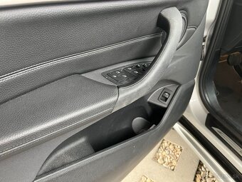 BMW X1 xDrive20d - 9