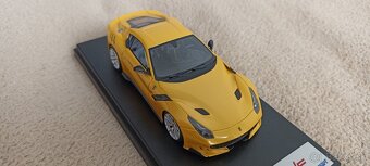 Predám model Ferrari F12 TdF 1:43 Looksmart - 9