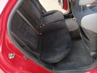 Honda Civic 2.2  103kW ZNÍŽENÁ CENA - 9
