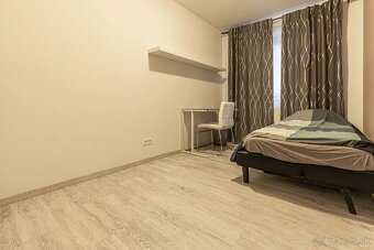 Dva byty v RD BA-Záhorská Bystrica - 9