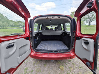 Na predaj Dacia Logan MCV 1.4 benzín - 9