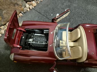 Prodám model 1:18 Ferrari 250GT california - 9