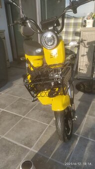 Predám NEJAZDENÝ El. MOPED - bez nutnosti VP - 9