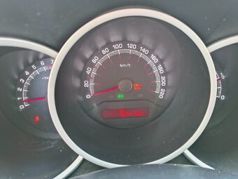 Kia Venga 2012 ,85000km - 9