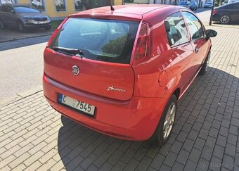 Fiat Grande Punto 1,2 i benzín manuál 51 kw - 9