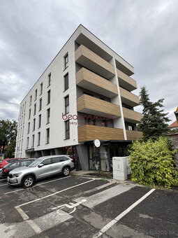 NA PREDAJ_PRÍZEMNÝ NEBYTOVÝ PRIESTOR_na Žižkovej ul. v Košic - 9