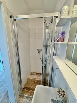 NA PREDAJ – moderná novostavba rodinného domu v Bernolákove - 9