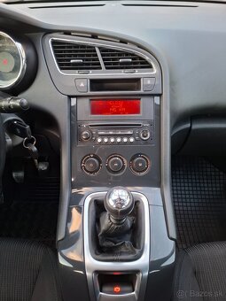PEUGEOT 5008 1.6 HDI FAP BUSINESS M6 - 9