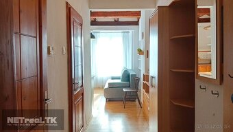 ROMANTICKÉ BÝVANIE – ATYPICKÝ PODKROVNÝ- Garzónka - - 9