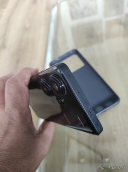 Predám výkonný mobilný telefón Redmi Note 13 Pro+ 5G 12/512G - 9