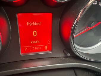 Opel Insignia 2.0cdti 118kw M6 171000km rv 2010 - 9
