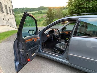 Mercedes E , W 211 320 cdi - 9