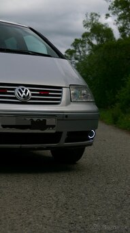 VW SHARAN 4 MOTION VR6 2.8 BENZÍN 150KW AYL.STK/EK 12/2025 - 9