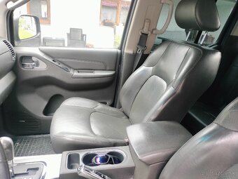 Nissan NAVARA 3.0 DCI V6 170kw AT/7 PLATINUM LONG - 9