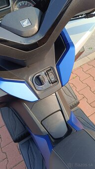 Honda Forza 125 - 9