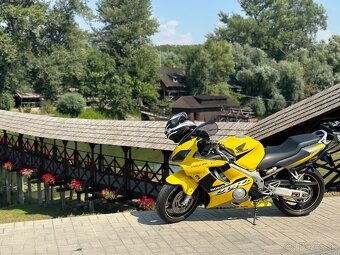 Honda cbr 600 f - 9