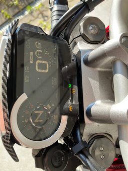 Honda CB1000R - 9