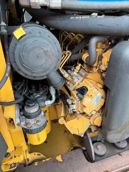 CAT 226B3 - 9