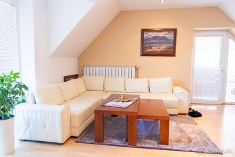 SIMI real - Exkluzívny RD s bazénom a samostatným apartmánom - 9