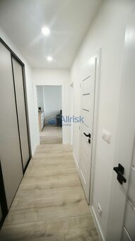 NADŠTANDARDNE NOVO ZREKONŠTRUOVANÝ 3 IZB. BYT S BALKÓNOM - O - 9