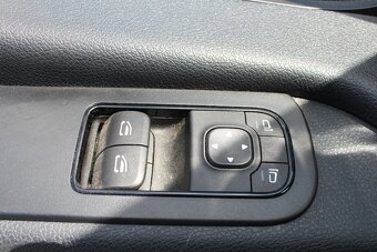 Mercedes-Benz Sprinter 317 CDI Standard L2H2 RWD A/T - 9