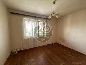 Príjemný rodinný dom vhodný na chalupu aj trvalé bývanie v o - 9