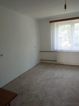 NA PREDAJ RODINNÝ DOM OLŠOVANY - 9