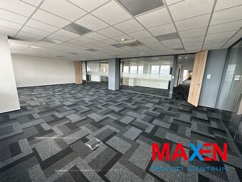 Prenájom: MAXEN, Administratívny priestor 660 m2 , 3. posc - 9