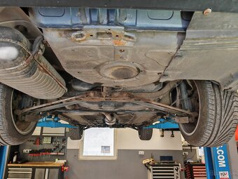 Alfa Romeo 164 - 9