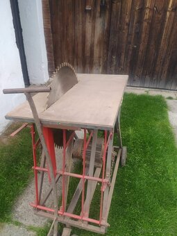 Predám cirkular s kosom a stolom - 9