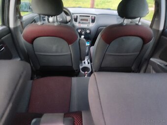 Kia Rio 1.4 benzín 71kW - 9