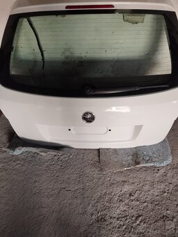 škoda fabia II combi 2013 1.6 tdi na diely , rozpredam fabiu - 9