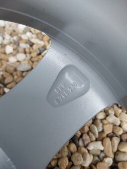 Nové originálne kolesá BMW 5x120R16 - 9