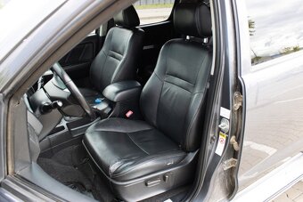 Toyota Hilux z roku 2014 - 9