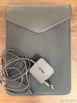 ASUS Zenbook UX305LA - 9