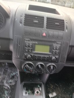 Rozpredam vw polo - 9
