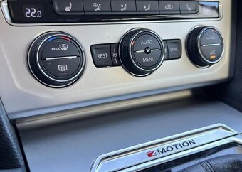 Volkswagen Passat 2.0TDi 140kw 4MOTION DSG nafta automat - 9
