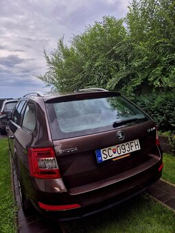 Škoda Octavia Combi 1.6 Tdi Elegance - 9