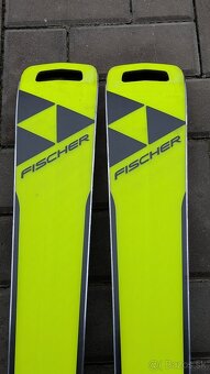 Špičkové carvingové lyže Fischer RC4 WC CT, 180cm, 2022 - 9