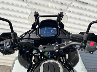 Kawasaki Versys 650 - 9