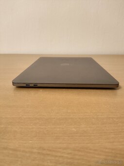 MacBook Pro 13 2020 | Core i5 • 8GB • SSD - 9