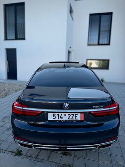 BMW 750d xDrive | 129tis km | TOP výbava | 400 koní - 9
