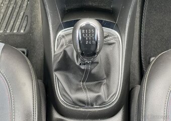 Opel Mokka 1.6CDTi 4x4 COSMO TEMPOMAT nafta manuál 100 kw - 9
