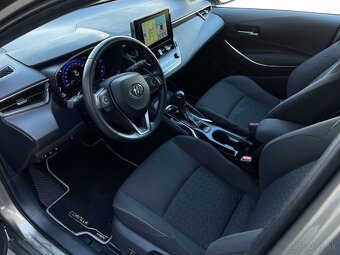 Toyota Corolla Combi 1.8 HEV Comfort AT - 9