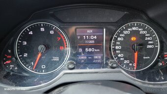 Audi Q5 3.2 FSI quattro (benzín, 2009) - 9