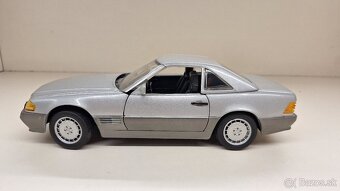 1:18 MERCEDES-BENZ 500SL - 32 - 9