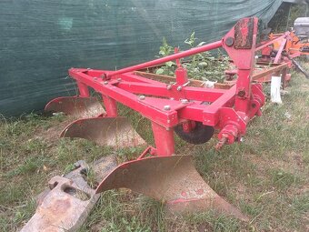 Poľnohospodárska technika kosačka mulčovač pluh špalikovač - 9